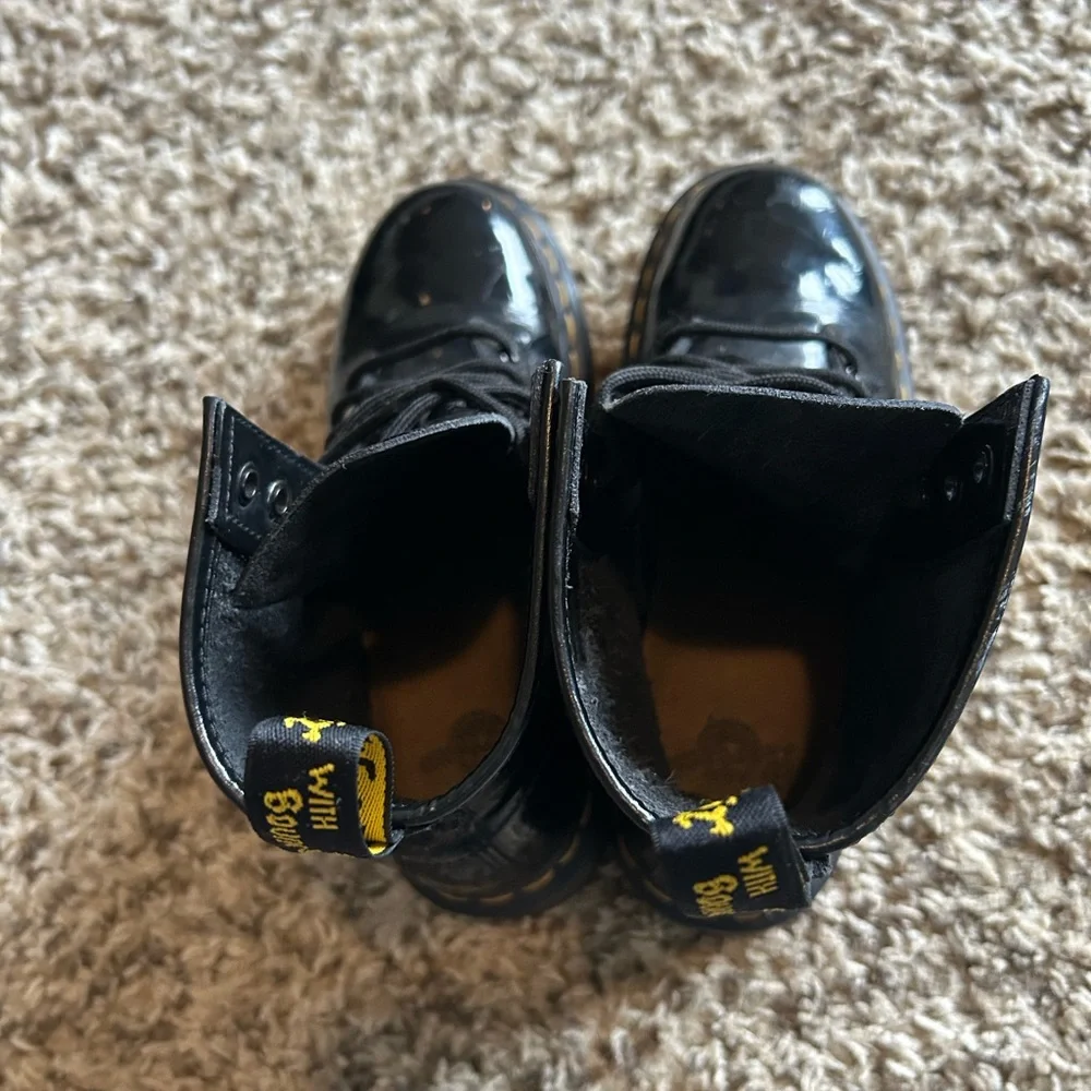 Dr. Martens Kids Black Patent Leather Lace-Up Boots with Yellow Stitching